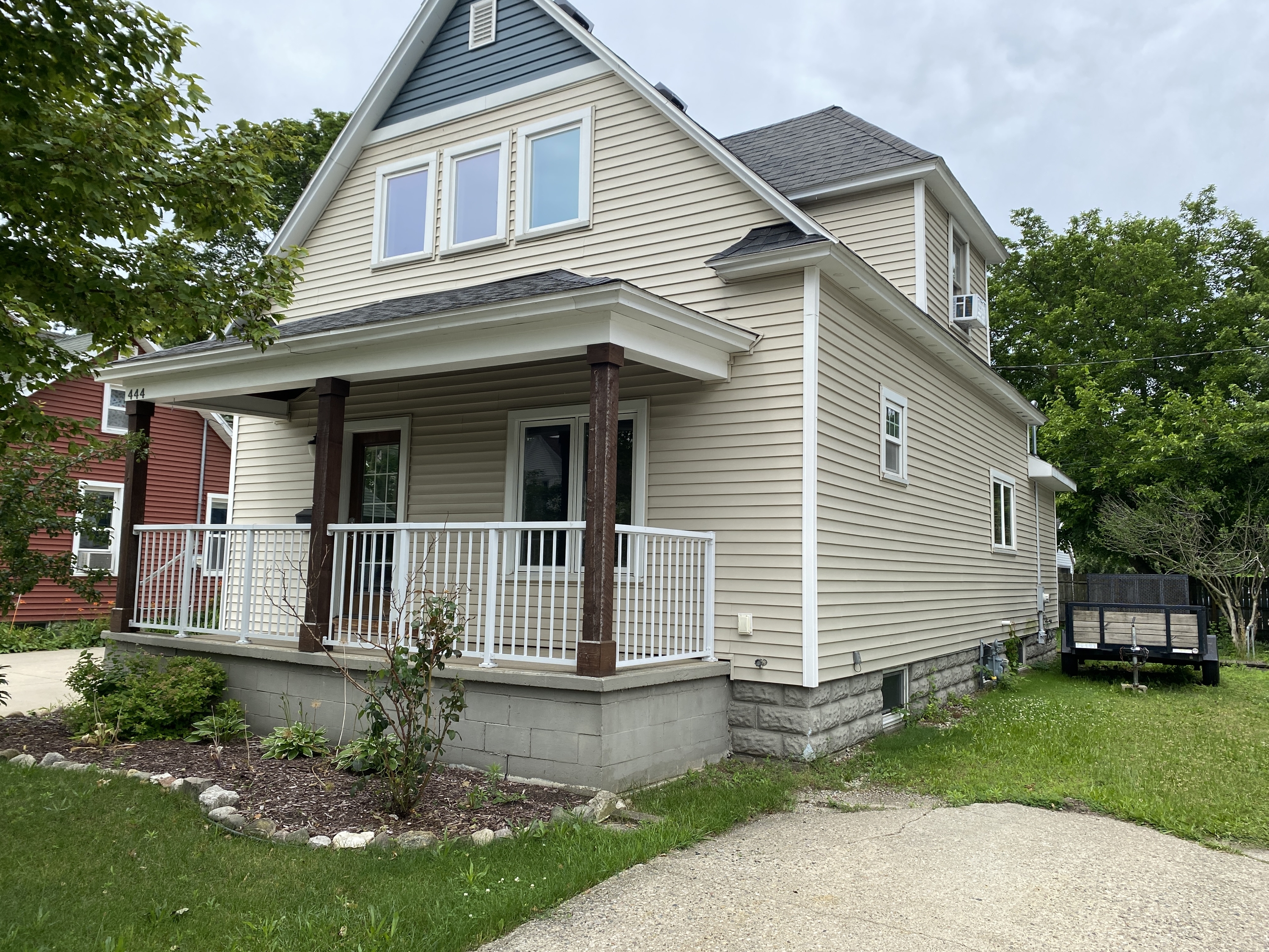 444 College Avenue