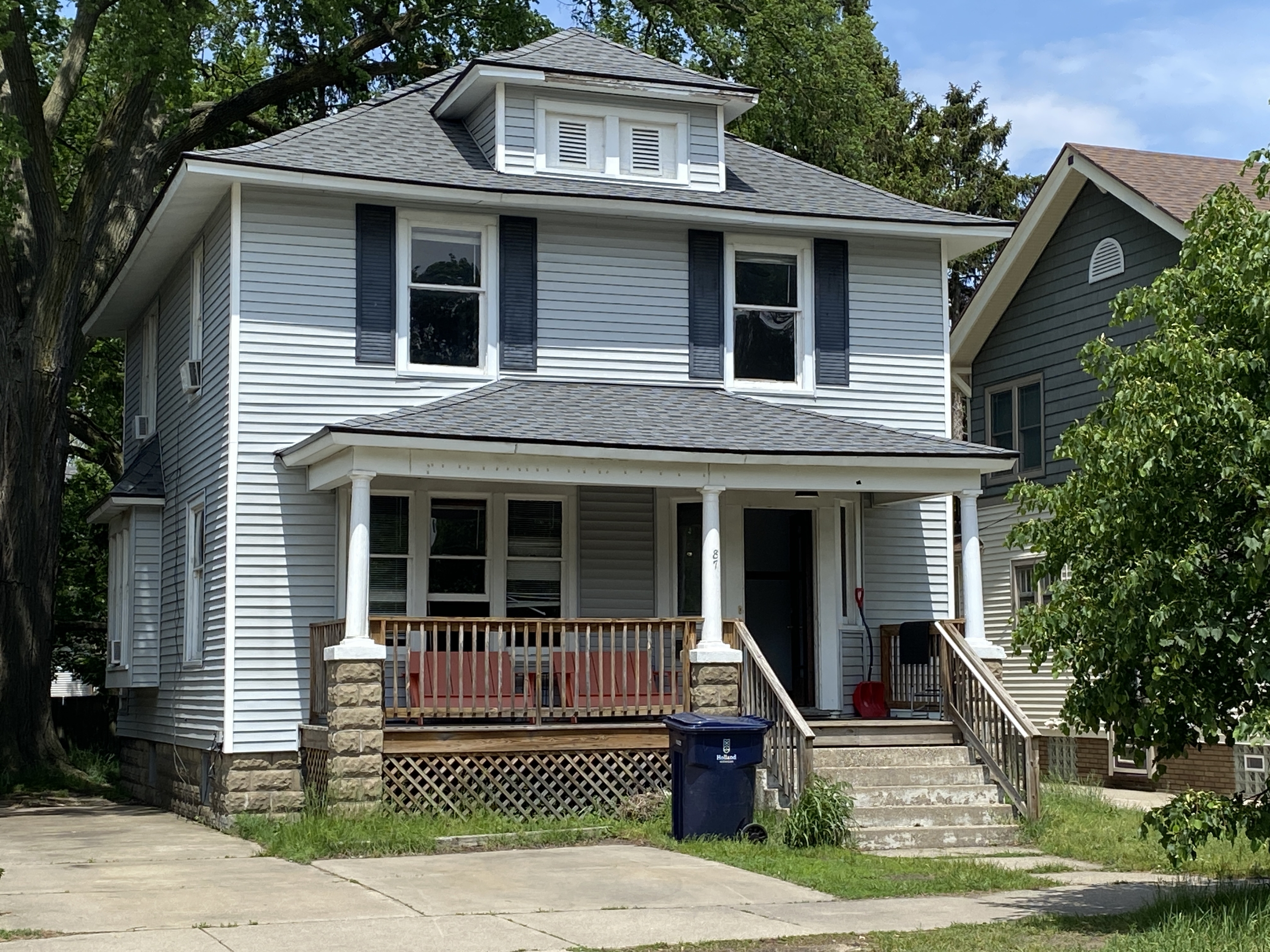 87 East 15th Street